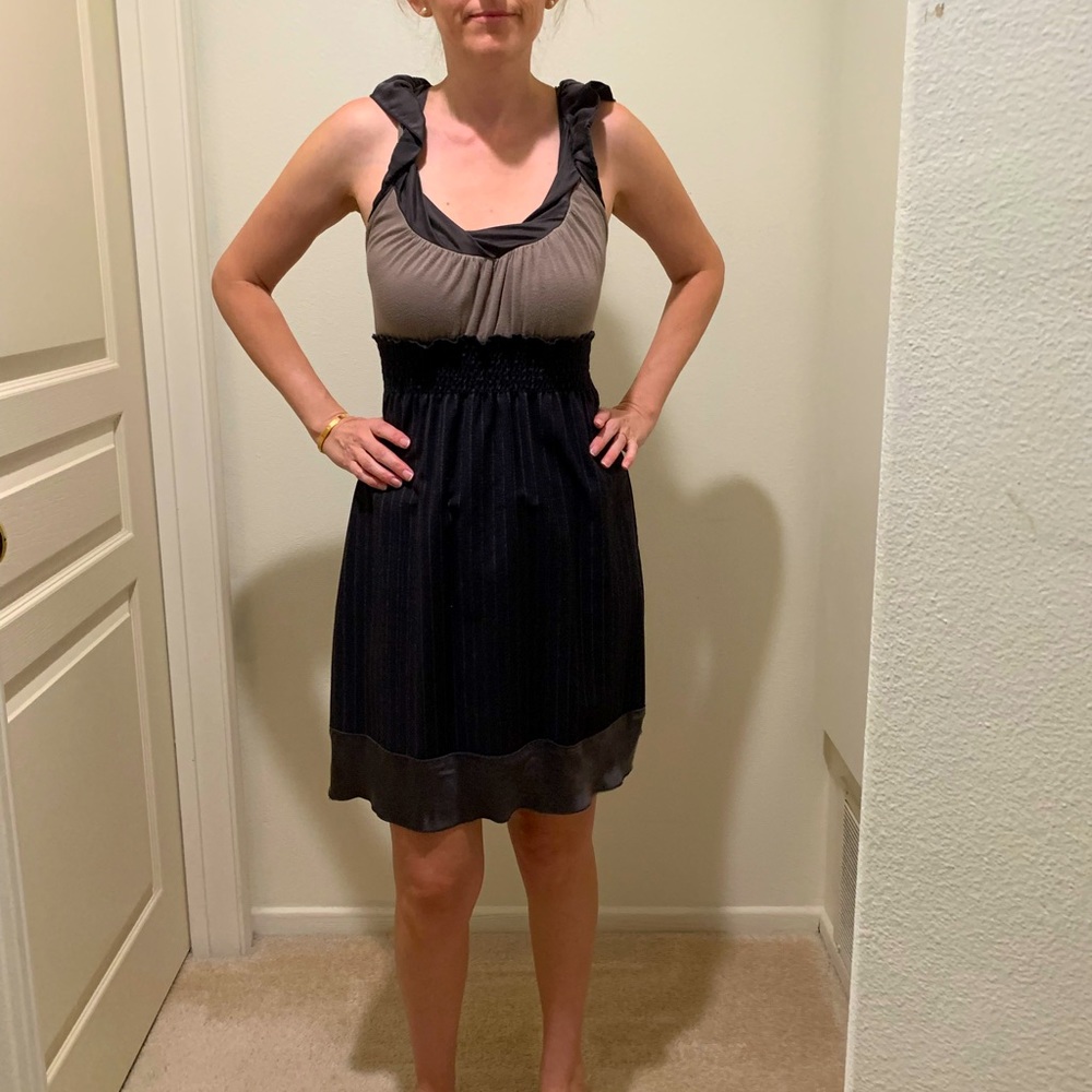 Matty M Nordstrom dress size XS olive green